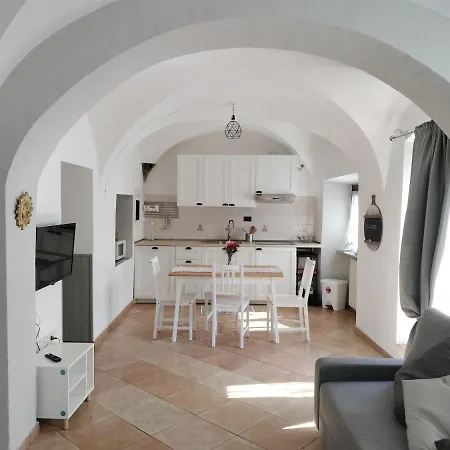 Apartment In Borgo Storico.
